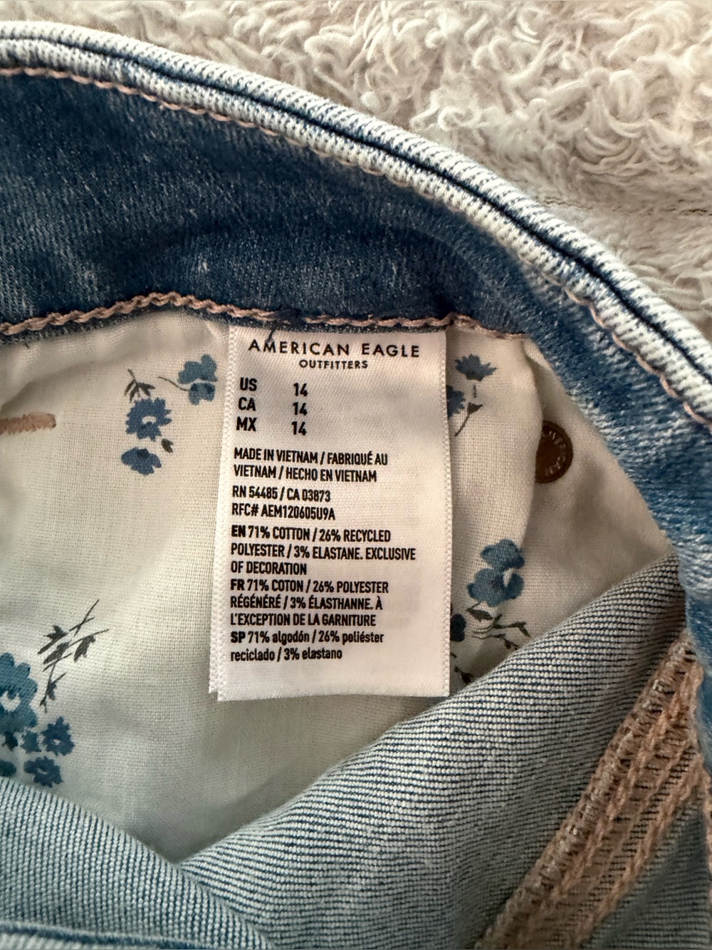 American Eagle Light Wash Distressed Denim Shorts — 14 - Picture 2 of 7